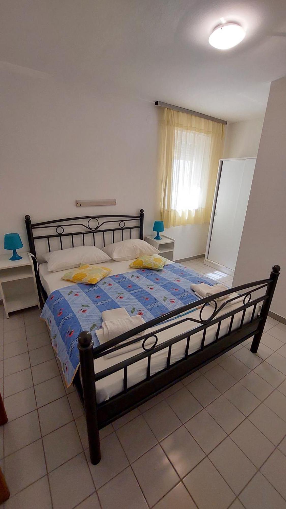 Apartment Olive House Rab Barbat na Rabu ภายนอก รูปภาพ