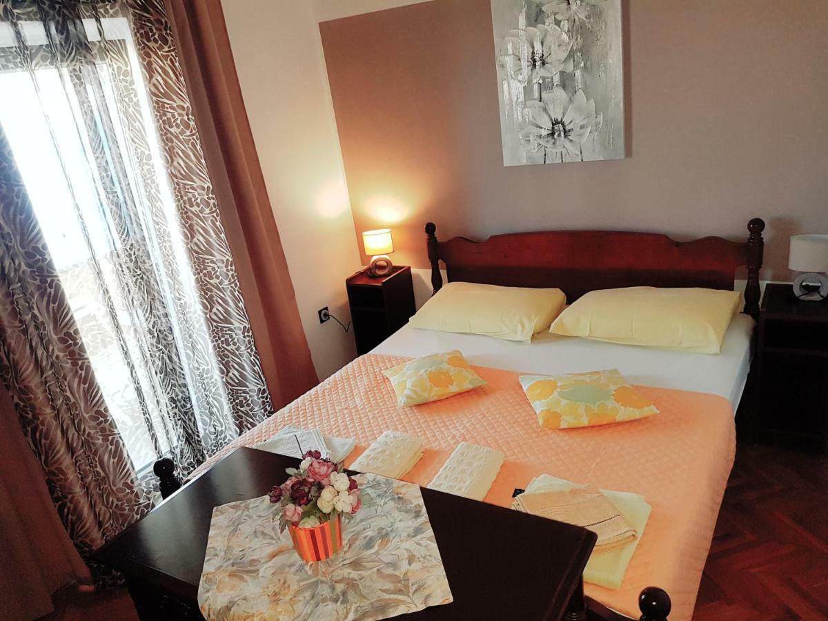 Apartment Olive House Rab Barbat na Rabu ภายนอก รูปภาพ